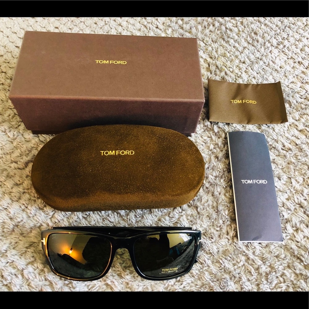 NEW AUTHENTIC TOM FORD FT0445/S BLACK SUNGLASSES